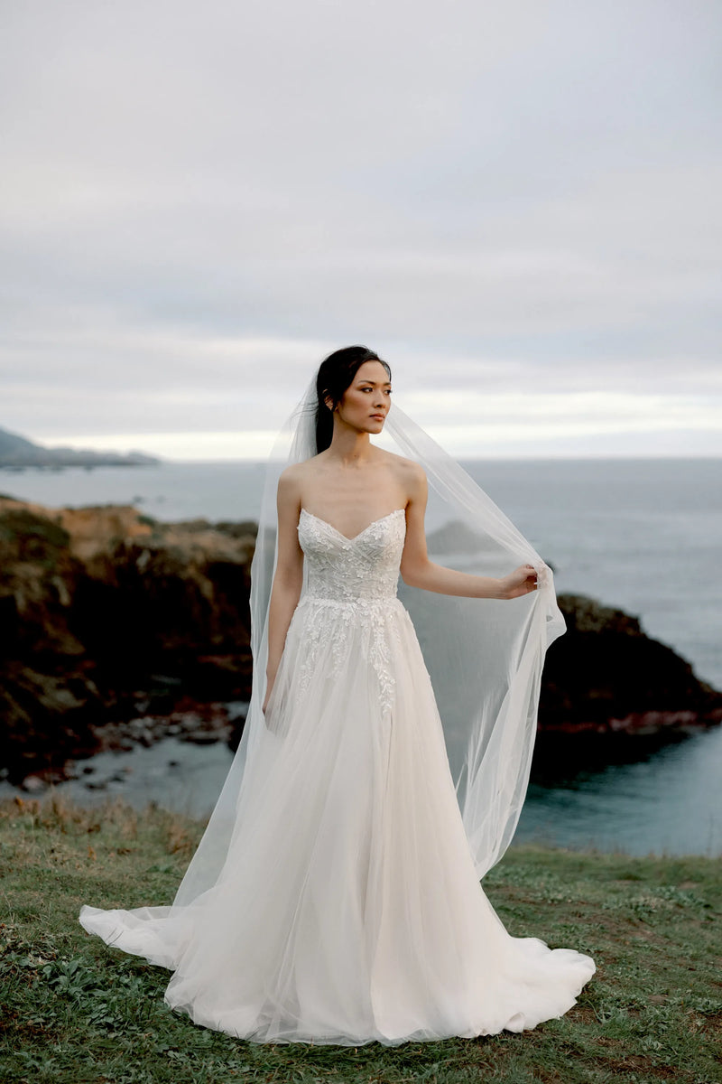 33669 - Sparkling Tulle A-Line Gown with Pointed Sweetheart Neckline and Slit