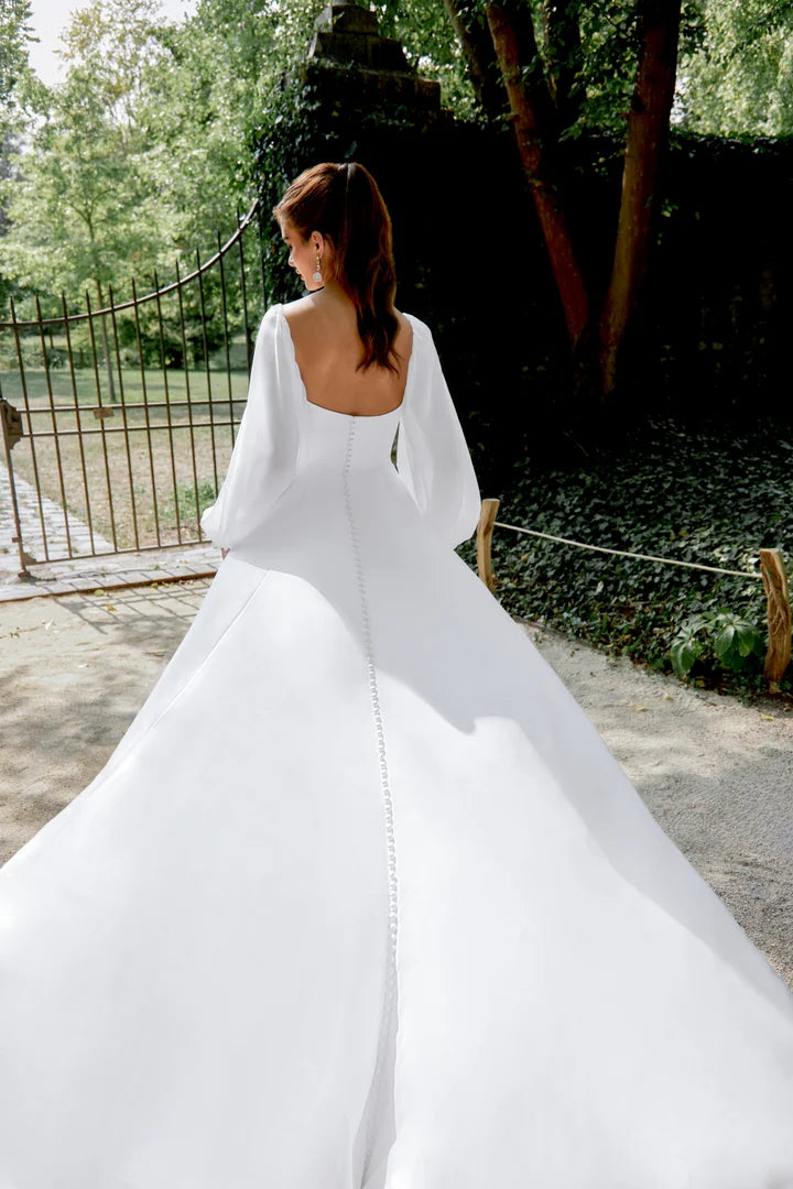 33291 - A-Line Wedding Dress with Timeless Silhouette