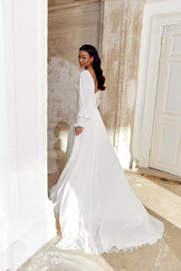 33688 - Elegant A-Line Bridal Gown for Classic Brides