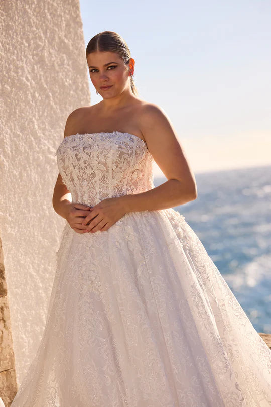 34746-Basque Waist Strapless Wedding Dress