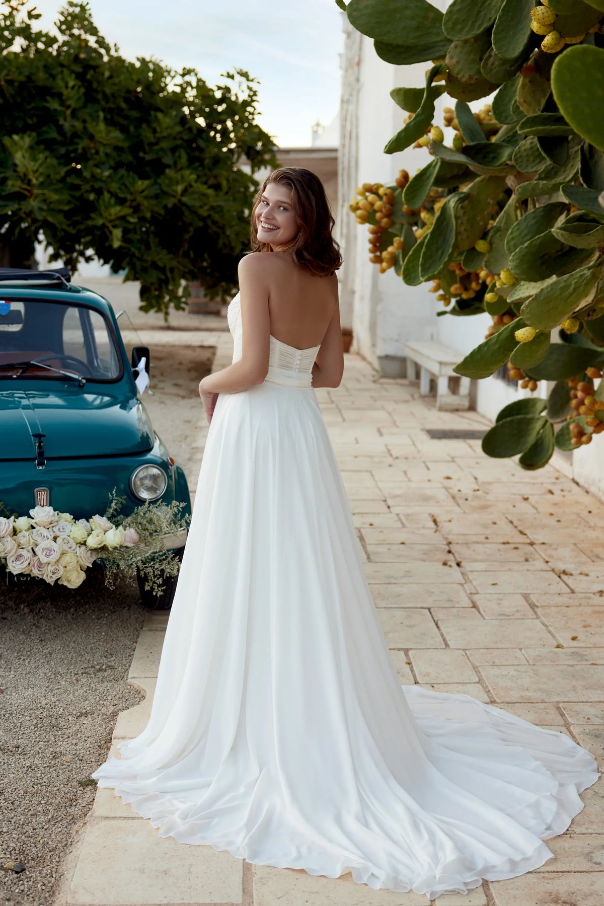 33281 - Elegant A-Line Bridal Gown for Classic Brides