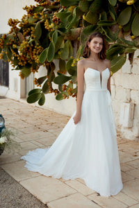 33281 - Elegant A-Line Bridal Gown for Classic Brides