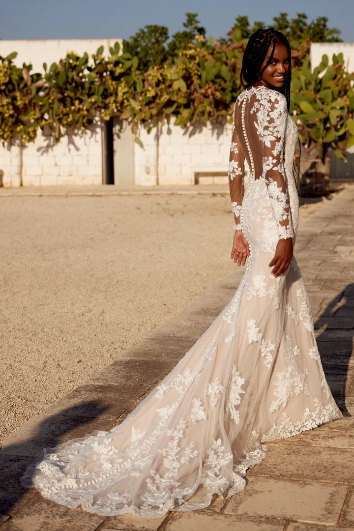 33286 - Elegant Fit & Flare Bridal Dress with Detailed Lace