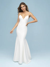 25642 - Romantic Fit and Flare Gown with Structured Silhouette