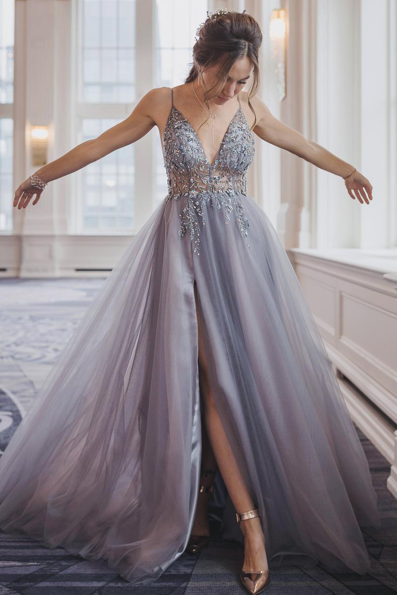 Andrea and Leo Dress A0672