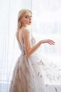 Andrea and Leo Dress A0987