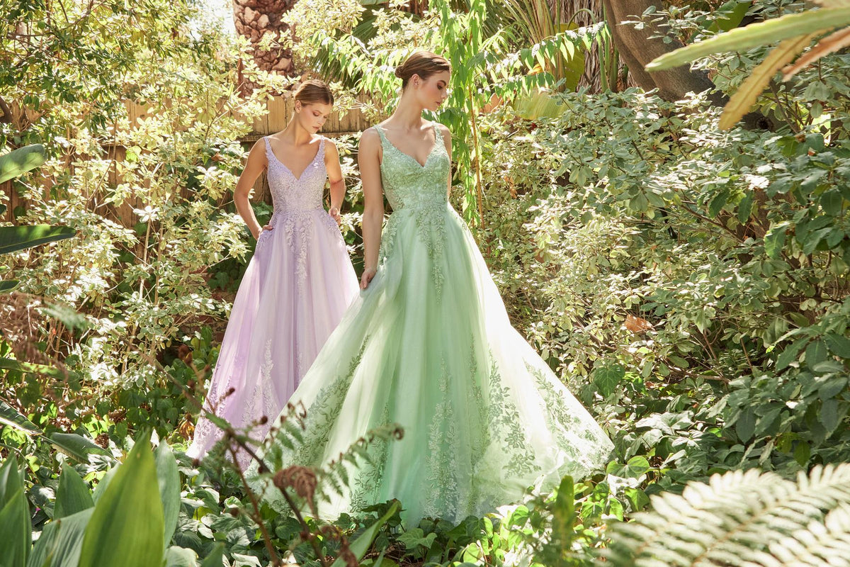 Andrea and Leo Dress A1125