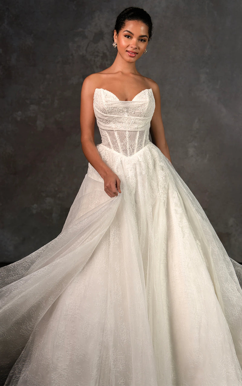 33322 - Timeless Ball Gown Bridal Gown with Classic Lace