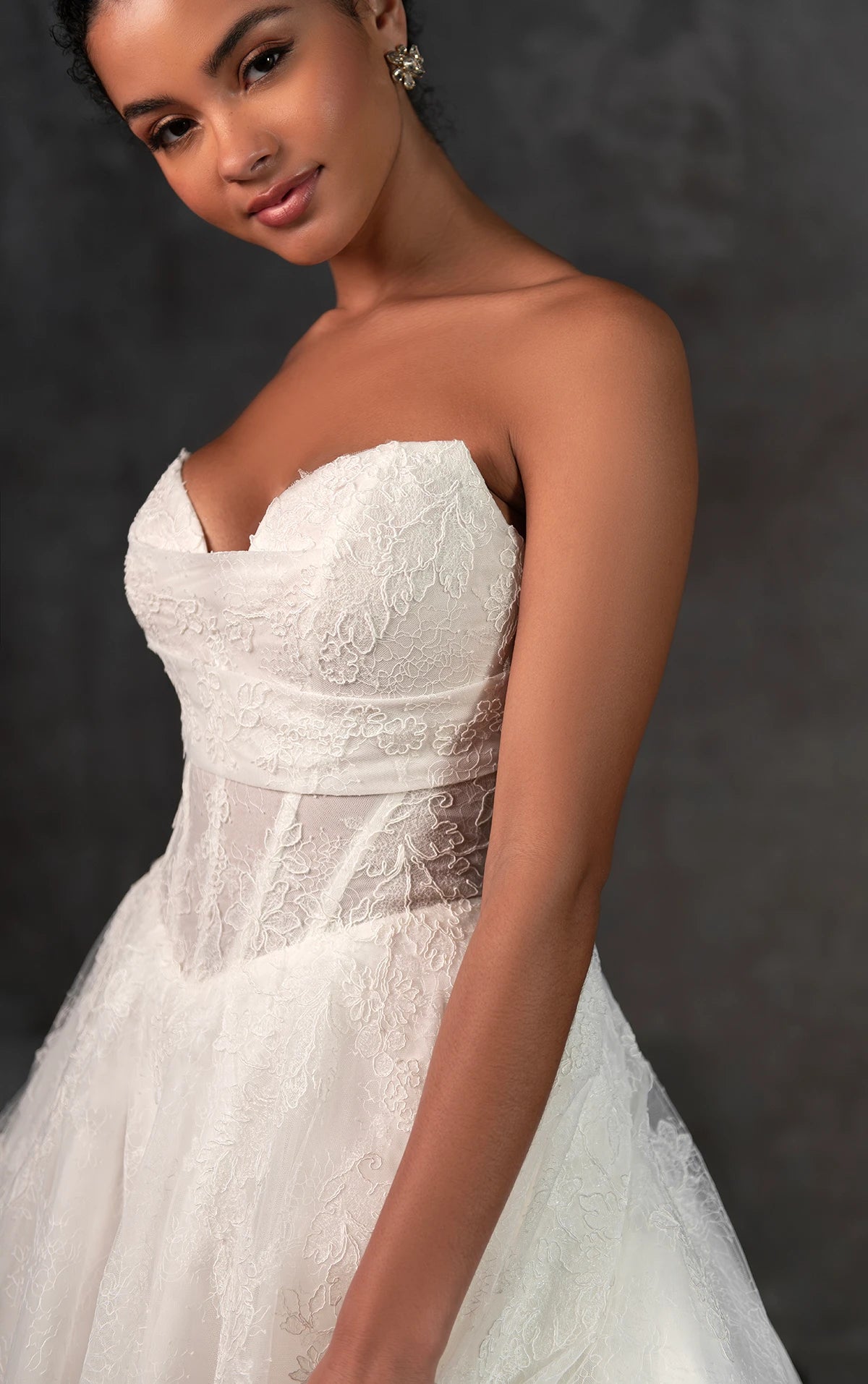 33322 - Timeless Ball Gown Bridal Gown with Classic Lace