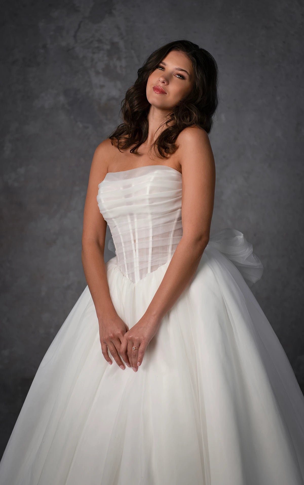 33388 - Romantic Ball Gown Wedding Dress for a Fairytale Look