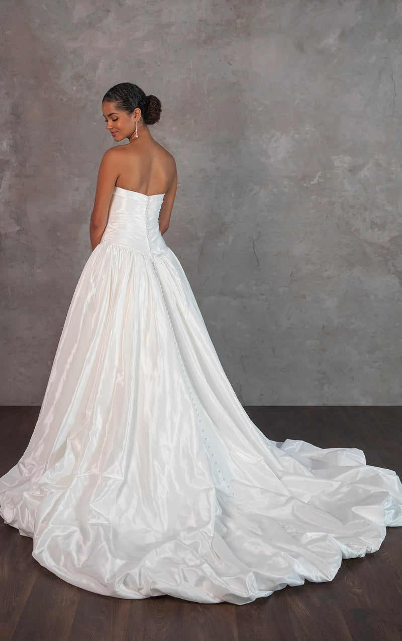 33321 - Classic Ball Gown Bridal Gown with Luxe Taffeta & Bubble Hem