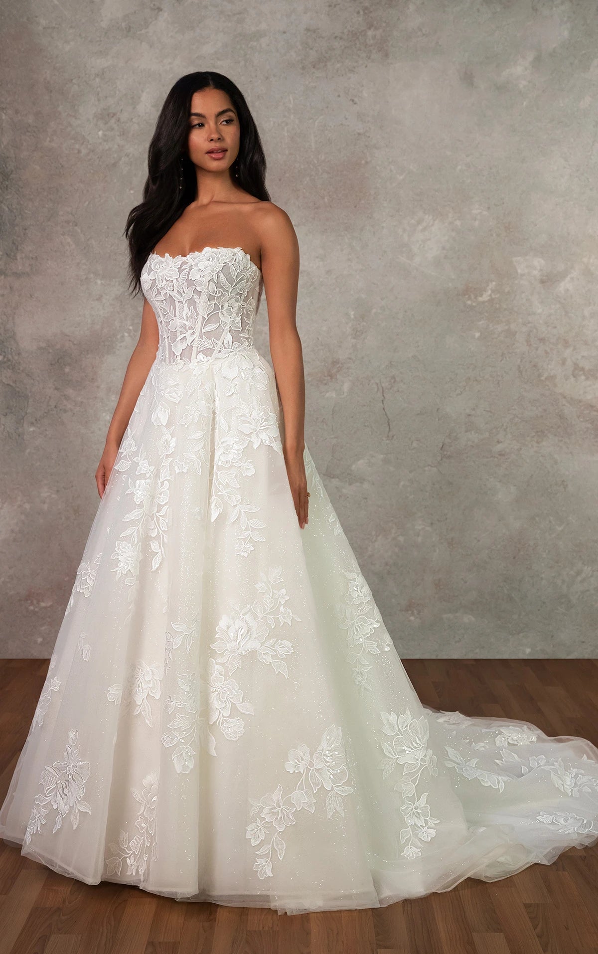 33614 - Elegant A-Line Bridal Gown for Classic Brides