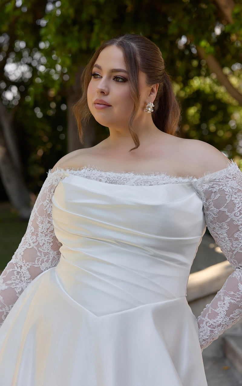 33613 - Elegant A-Line Bridal Gown for Classic Brides