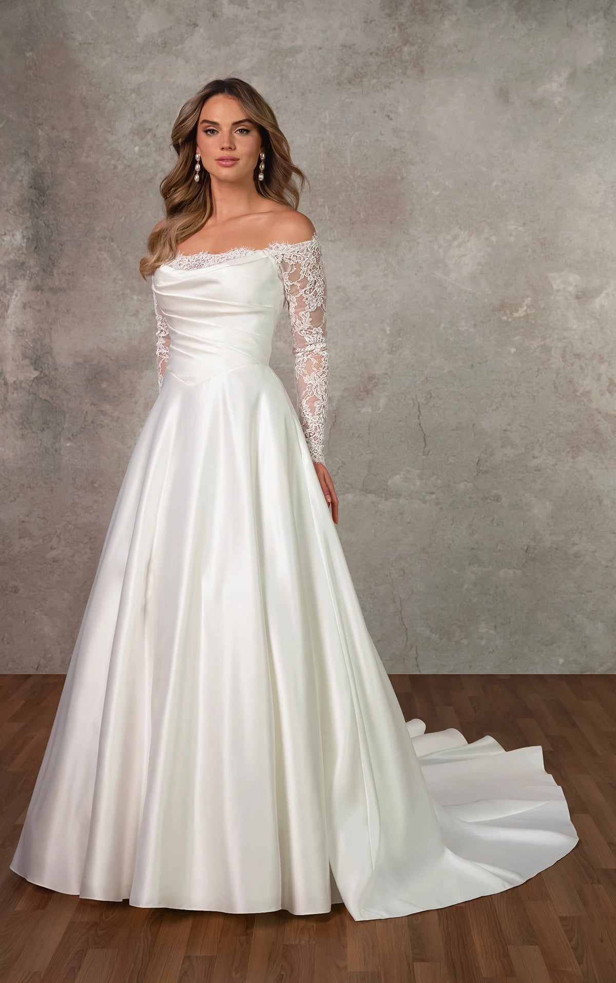 33613 - Elegant A-Line Bridal Gown for Classic Brides