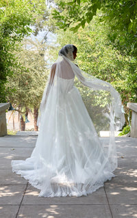 33608 - Princess-Style Ball Gown Bridal Dress with Elegant Details