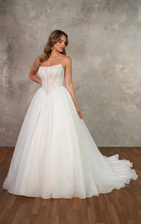 33608 - Princess-Style Ball Gown Bridal Dress with Elegant Details