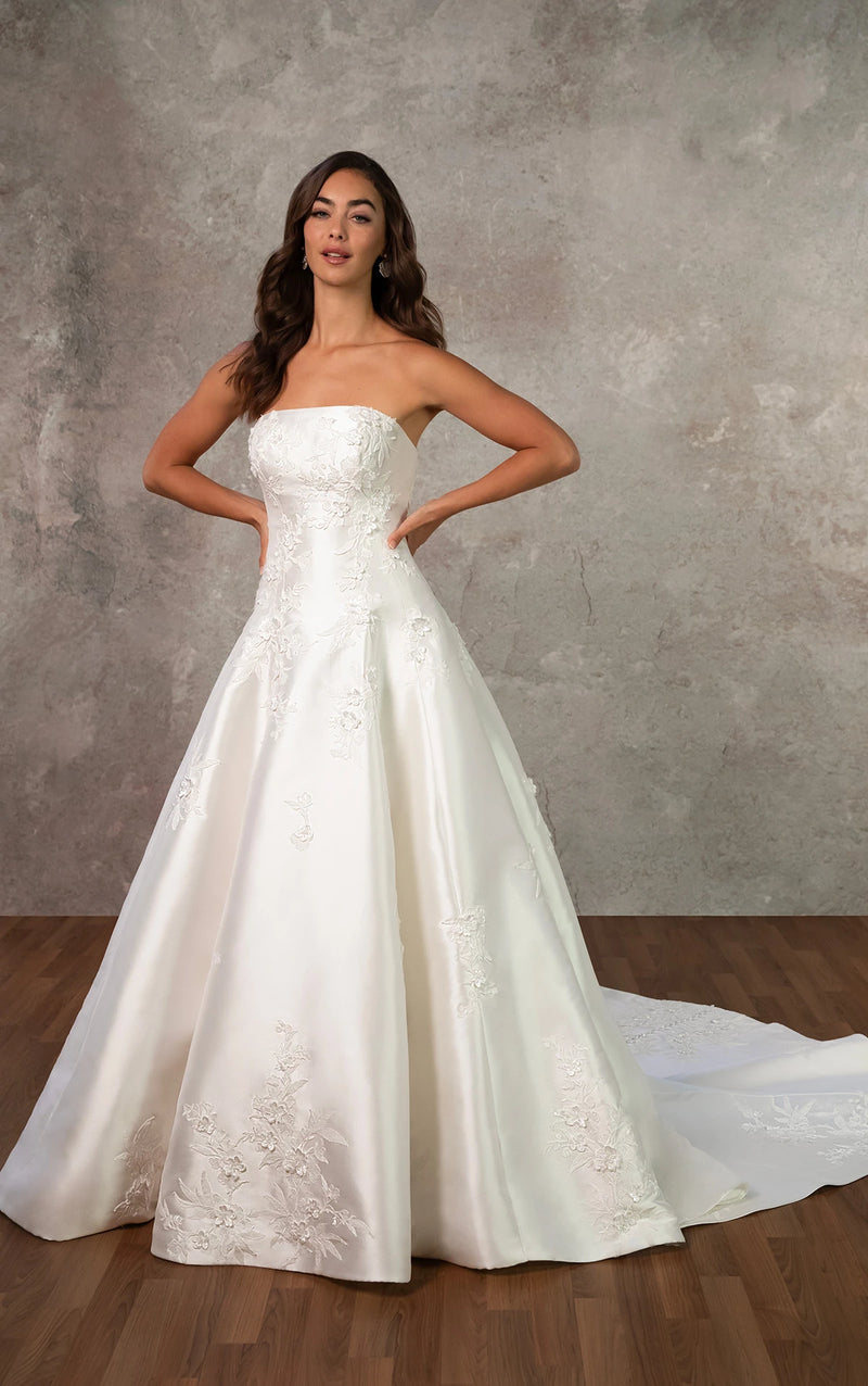 33615 - Classic Ball Gown Bridal Gown with Voluminous Skirt