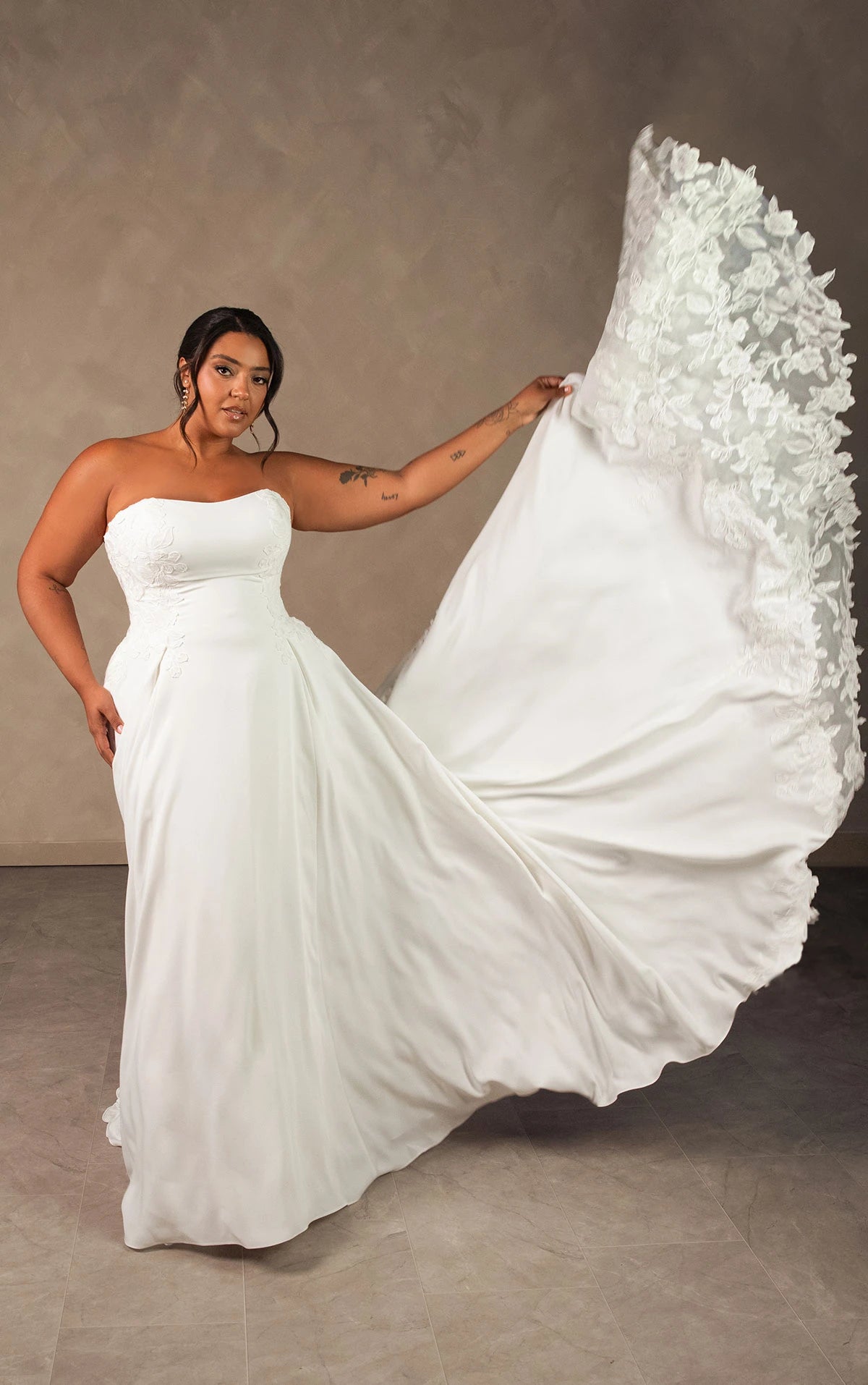 34790-Strapless Chiffon A-line Wedding Dress