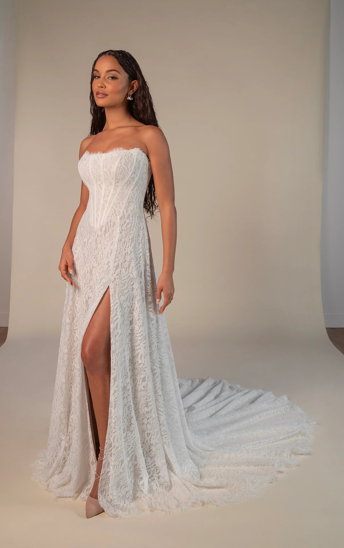 34783-Romantic Lace Corset A-Line Wedding Dress