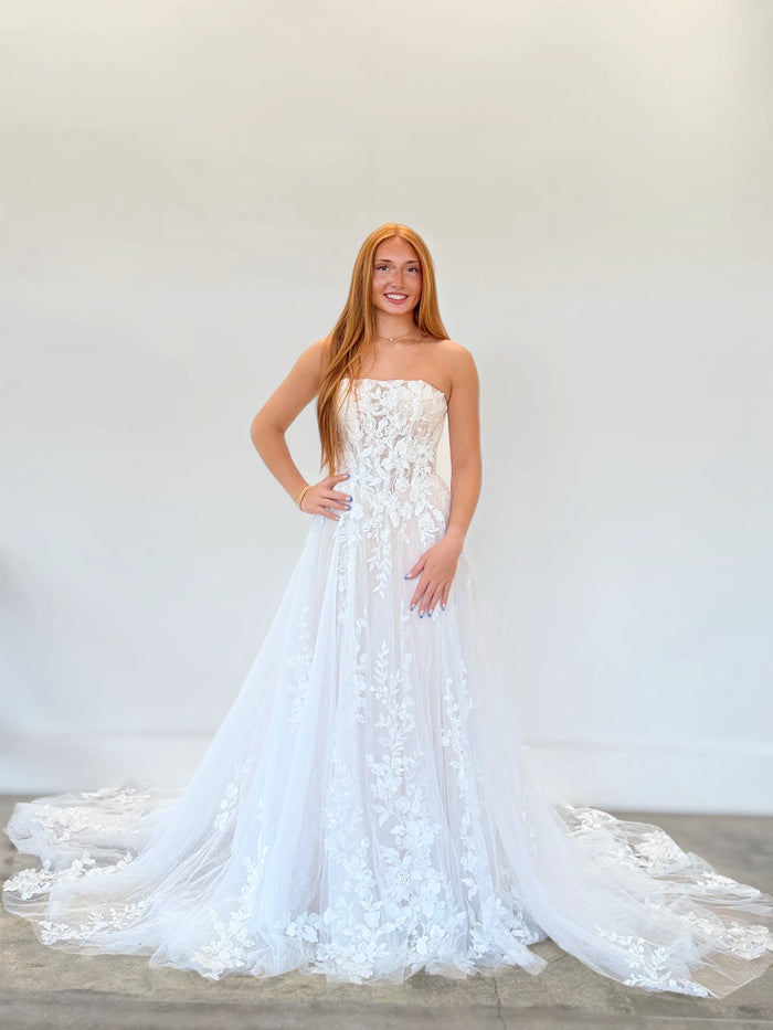34586-Strapless Lace A-line Wedding Dress