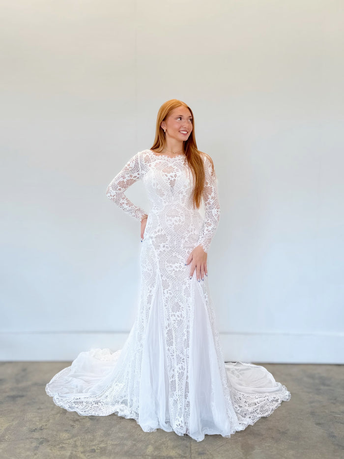 34396-Long Sleeve Soft Lace Fit and Flare