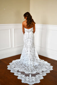 32933 - Fit and Flare Wedding Dress with Figure-Flattering Shape