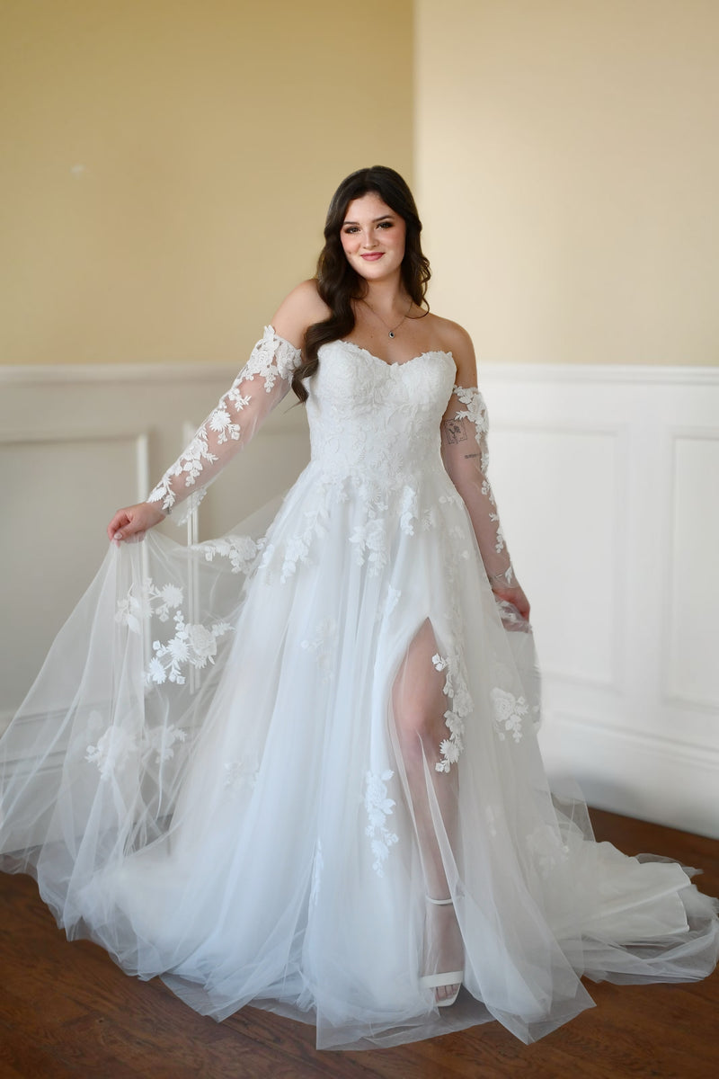 33343 - Full Tulle A-Line Bridal Gown with Romantic Lace