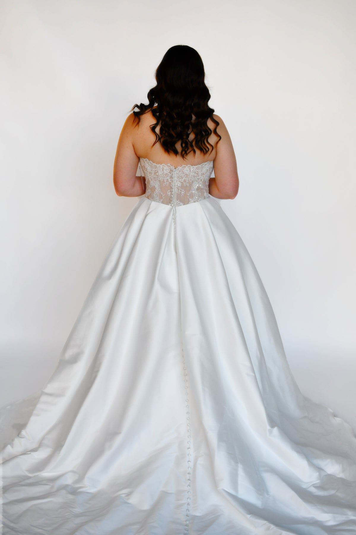 34281 - Beautiful Lace Bodice Ballgown