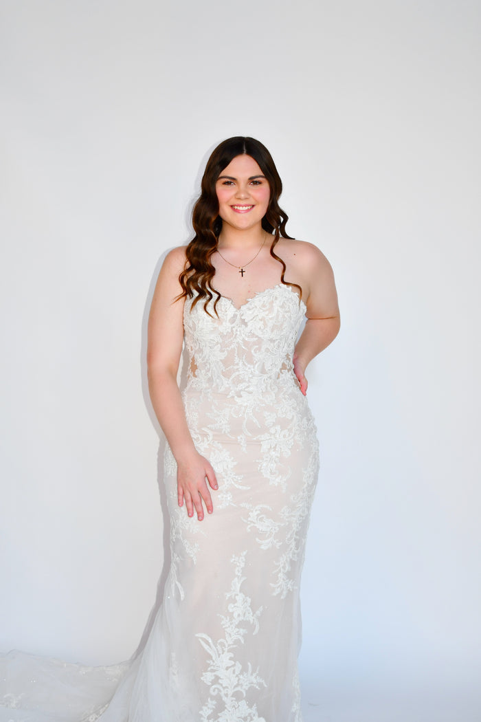 34275 - Flirt Fit and Flare with Detachable High Neck Bolero