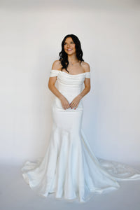 34340 - Pleated Bodice Fit and Flare with Detachable Lace Train