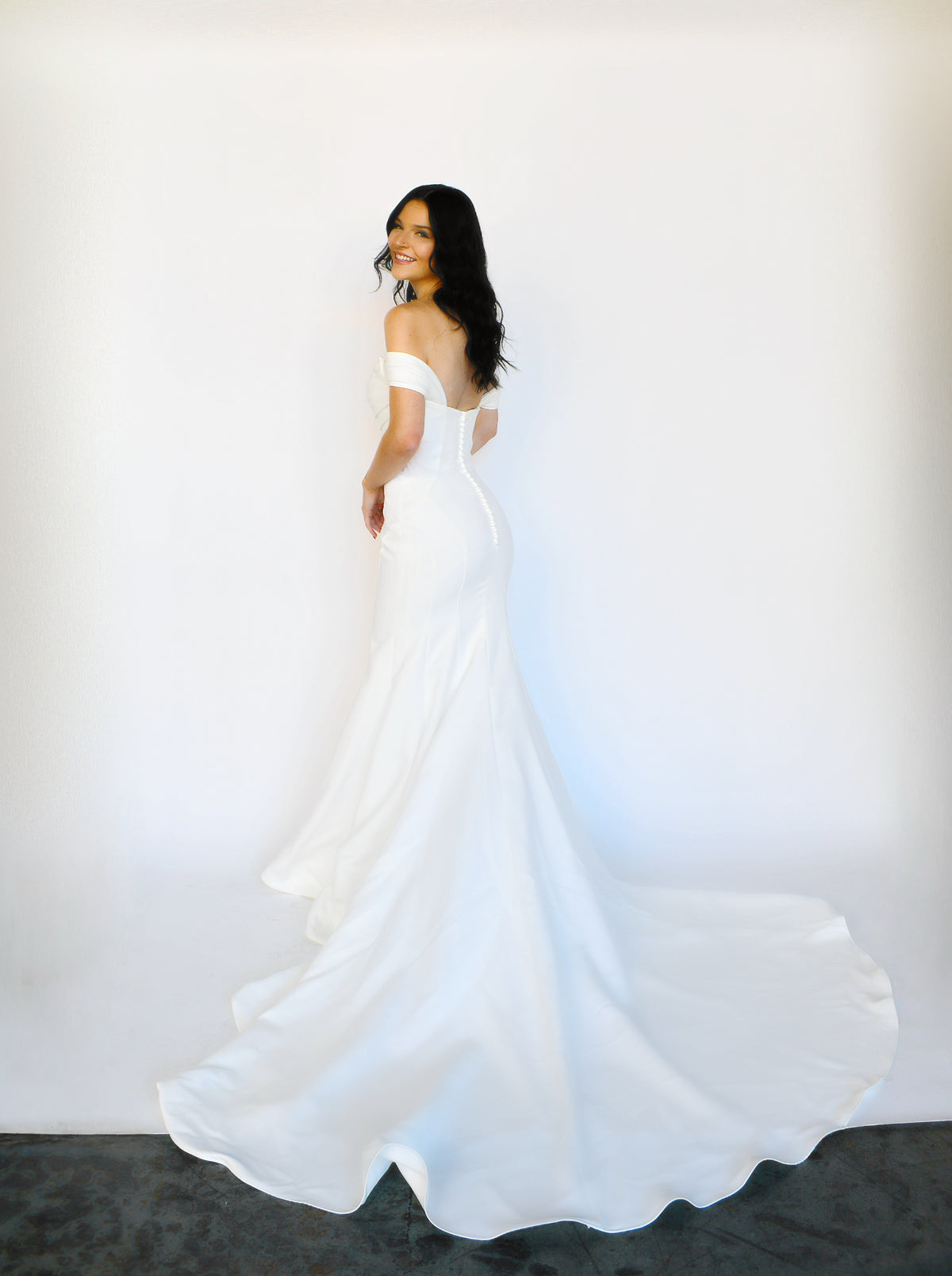 34340 - Pleated Bodice Fit and Flare with Detachable Lace Train