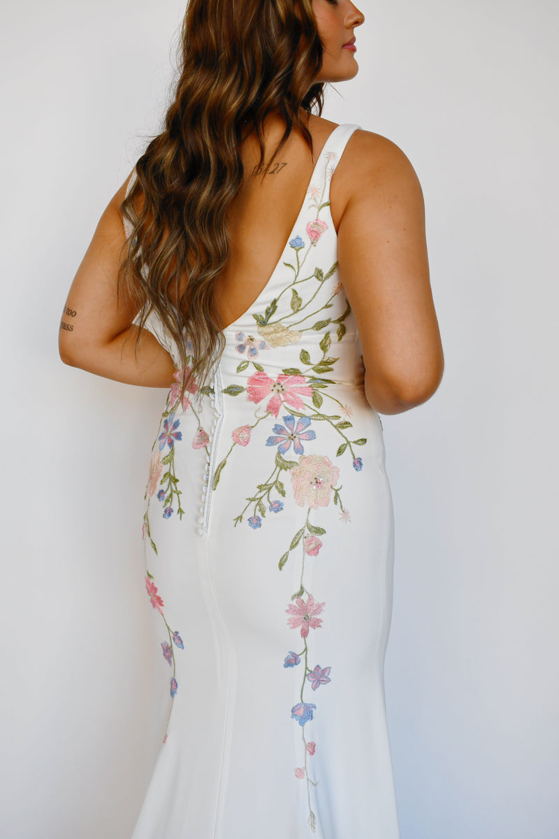 33300 - Plunging Neckline with Colored Florals