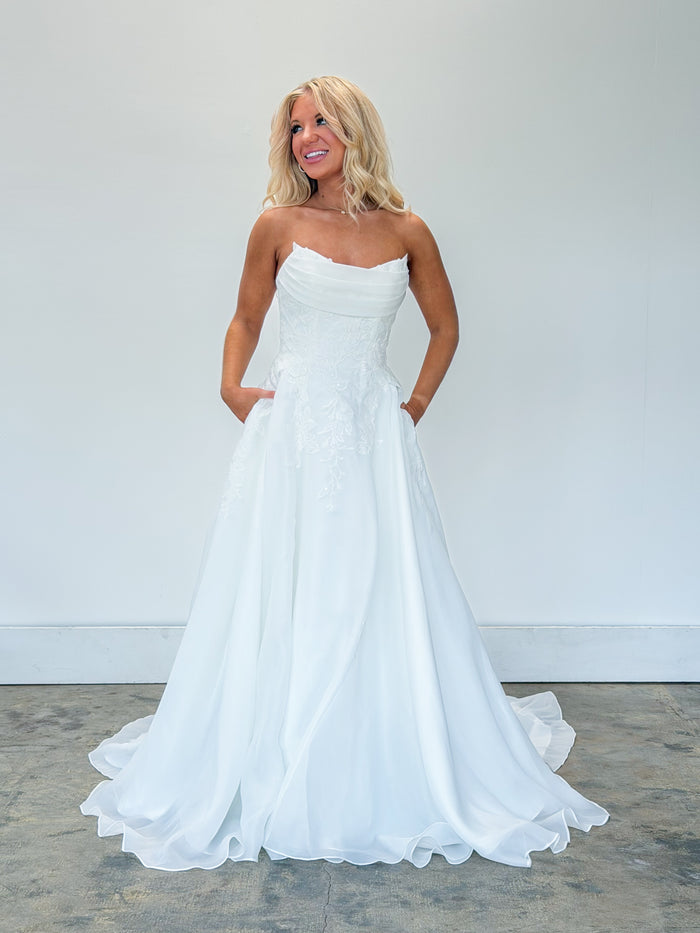 34952-Organza A-line wedding dress
