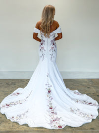 34922-Colorful Lace and Satin Wedding Dress