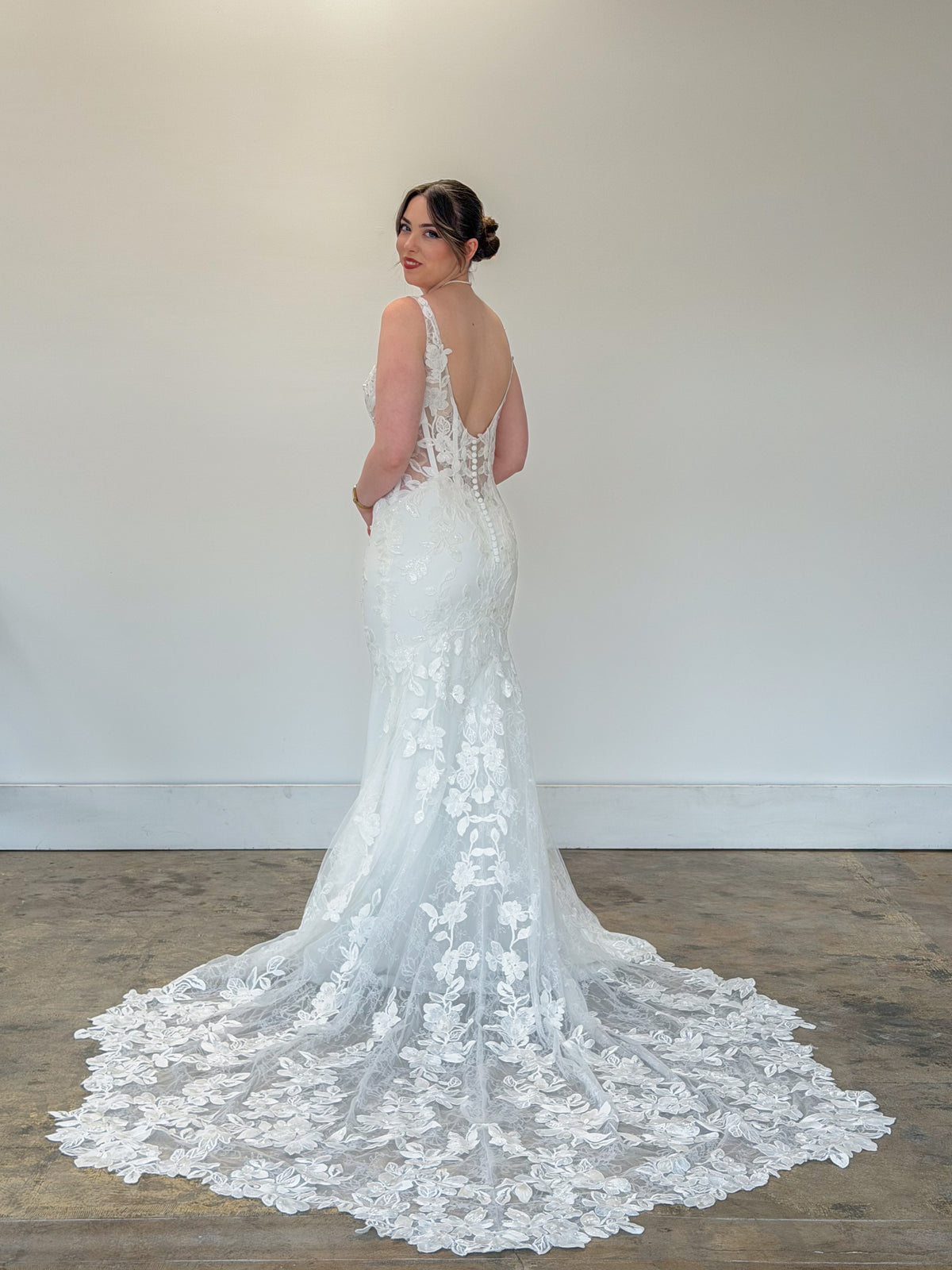 34924-Square Neckline Crepe and Lace Wedding Dress
