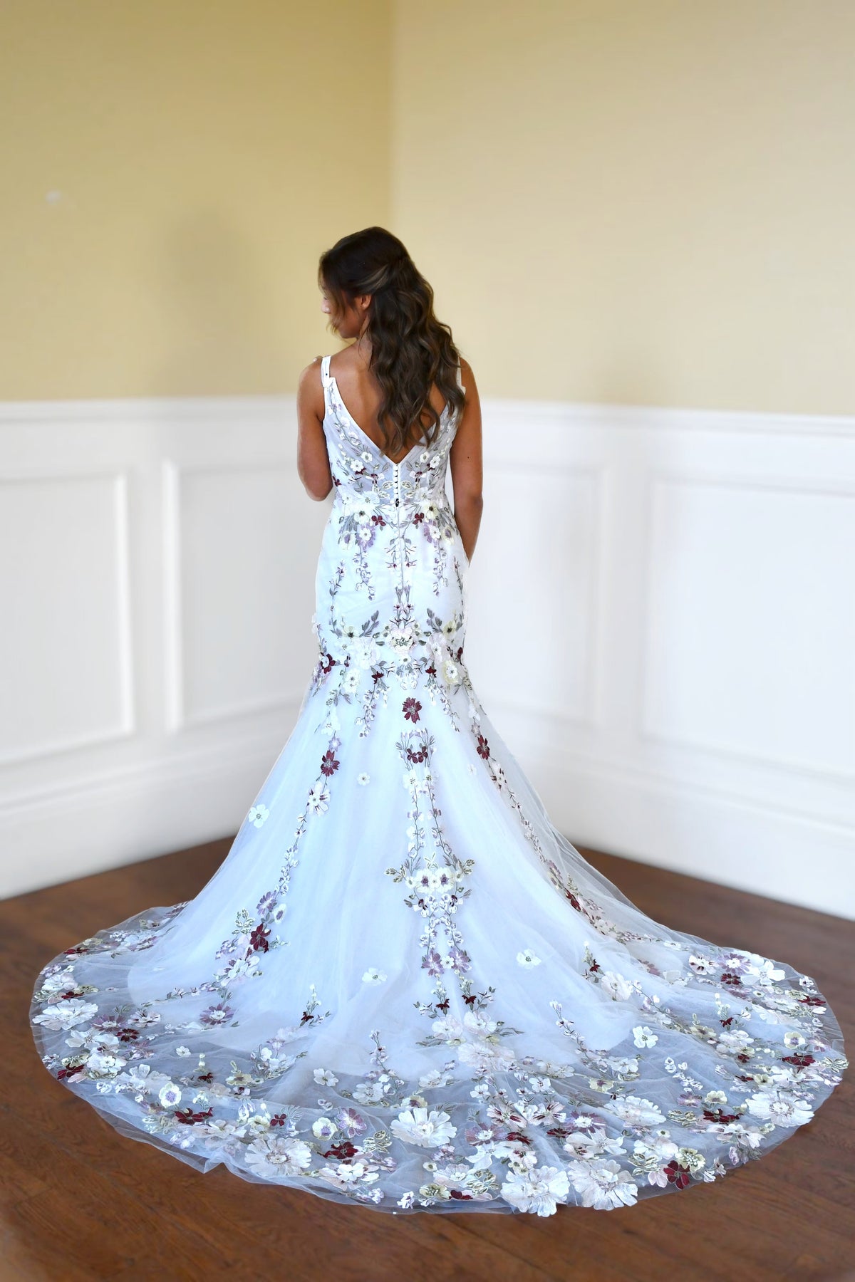 29058 - Chic Designer Wedding Dress with Flattering Fit