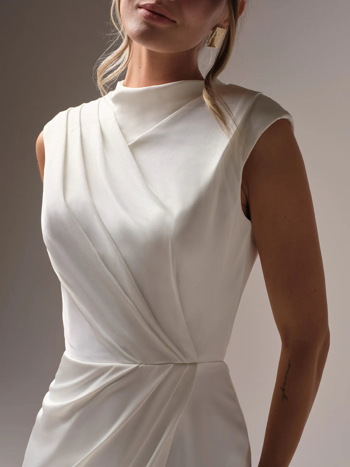 34829-Elegant high neck modern sheath wedding dress