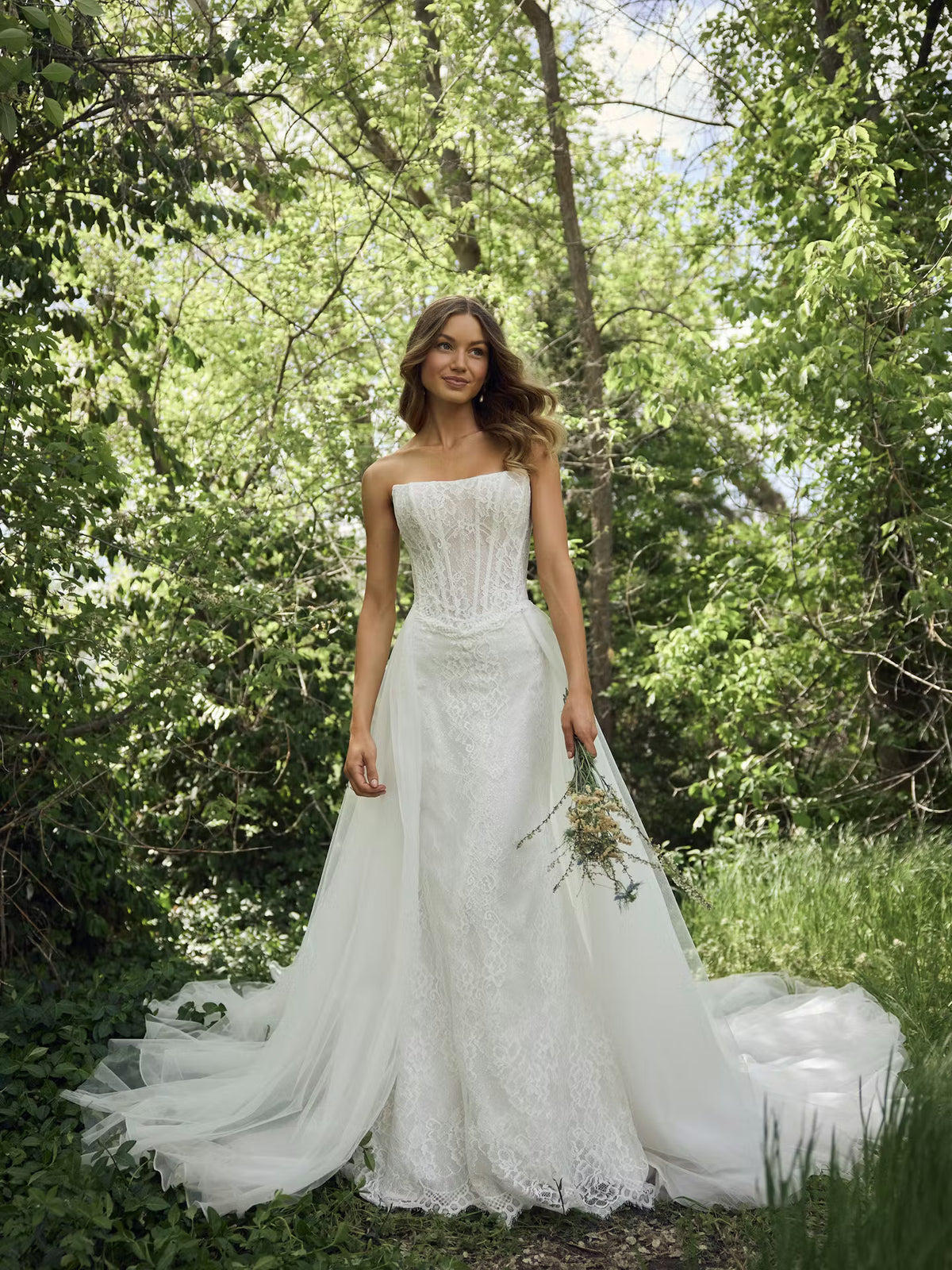 34836-Sultry basque waist glitter tulle lace wedding dress
