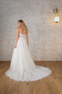 7810-Plus Size Lace and Tulle A-line Wedding Dress