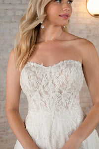 7810-Plus Size Lace and Tulle A-line Wedding Dress