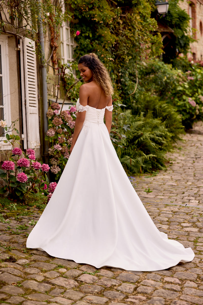 33273 - Romantic A-Line Wedding Gown with Flowy Skirt