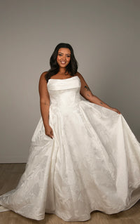 33624 - Elegant A-Line Bridal Gown for Classic Brides