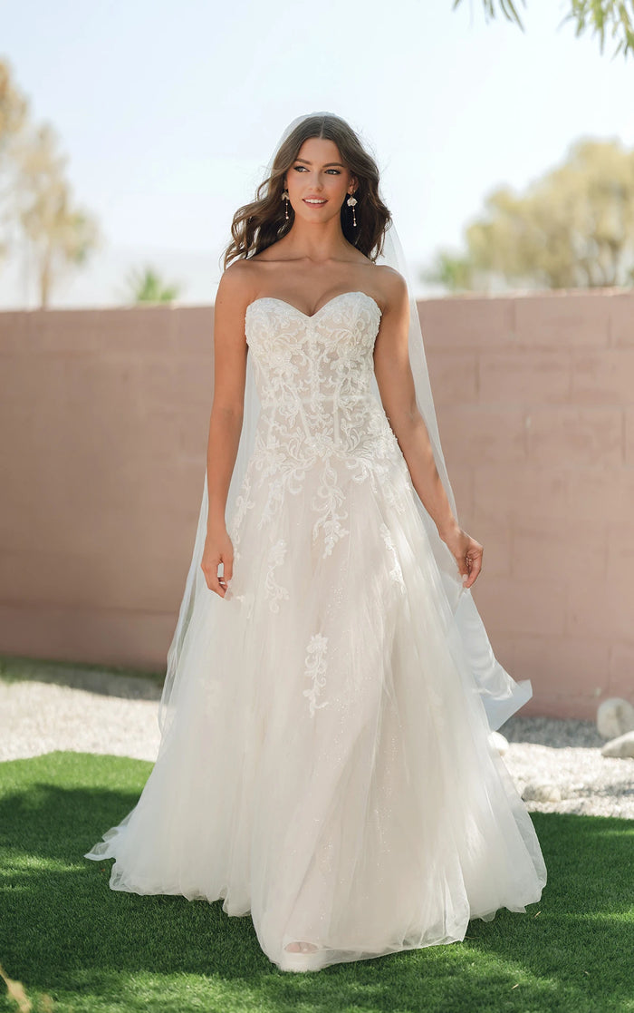 33634 - Soft A-Line Bridal Dress with Lace Detailing