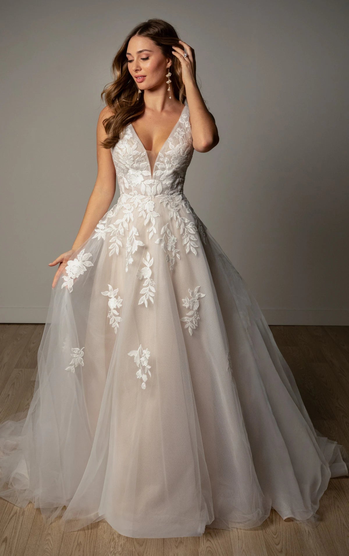34824-V-Neckline Lace and Tulle A-Line Wedding Gown
