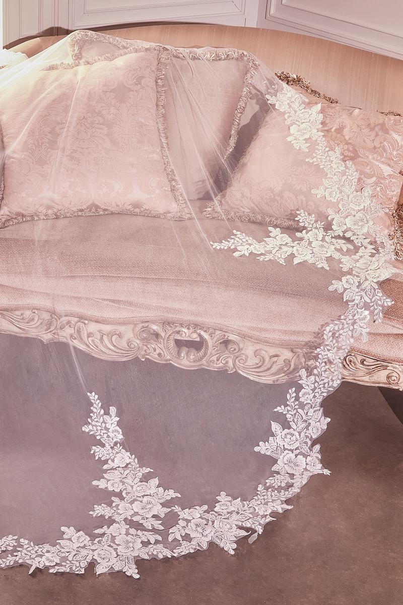 Ladivine Dress V010