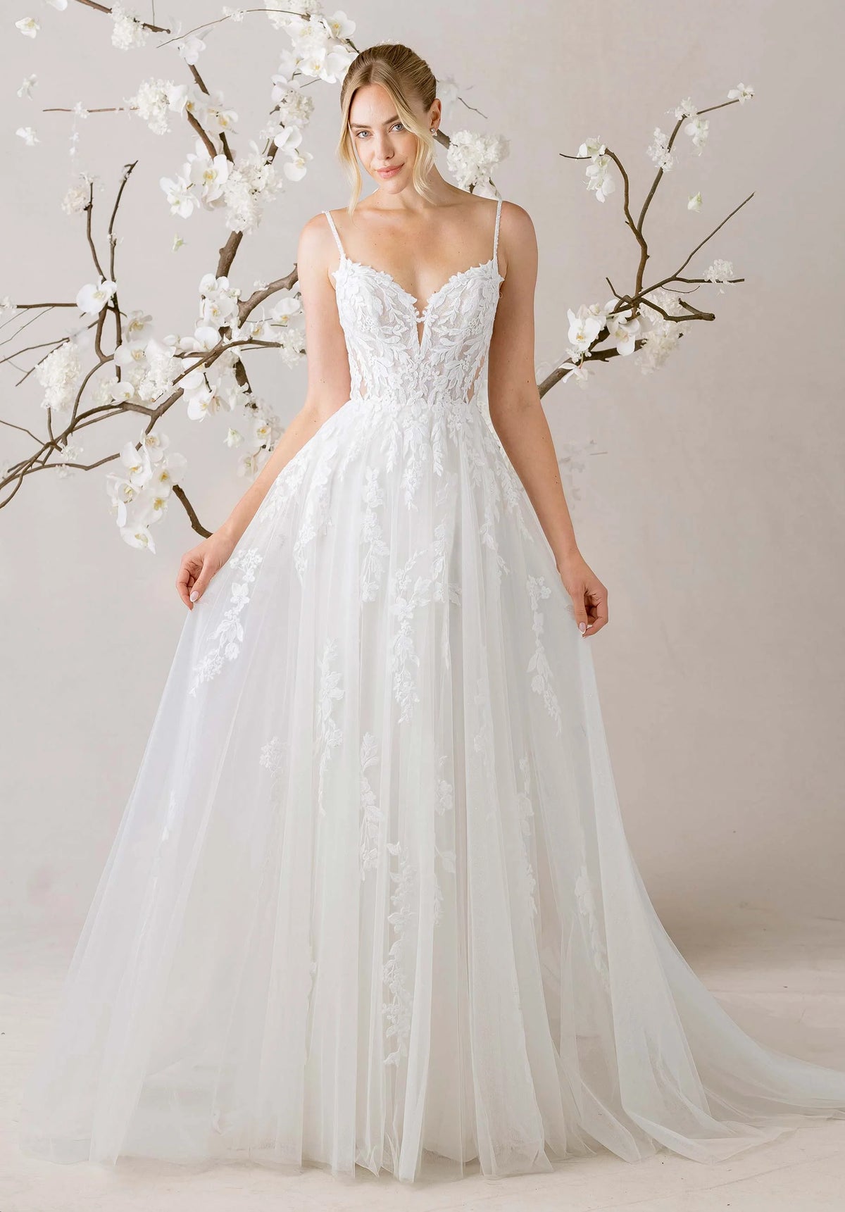 33692 - Soft A-Line with Romantic Lace and Scoop Back