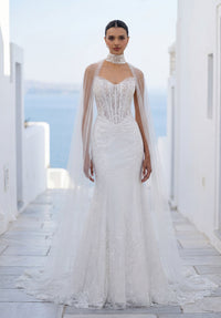 34756-Soft mermaid wedding dress has a strapless sweetheart neckline