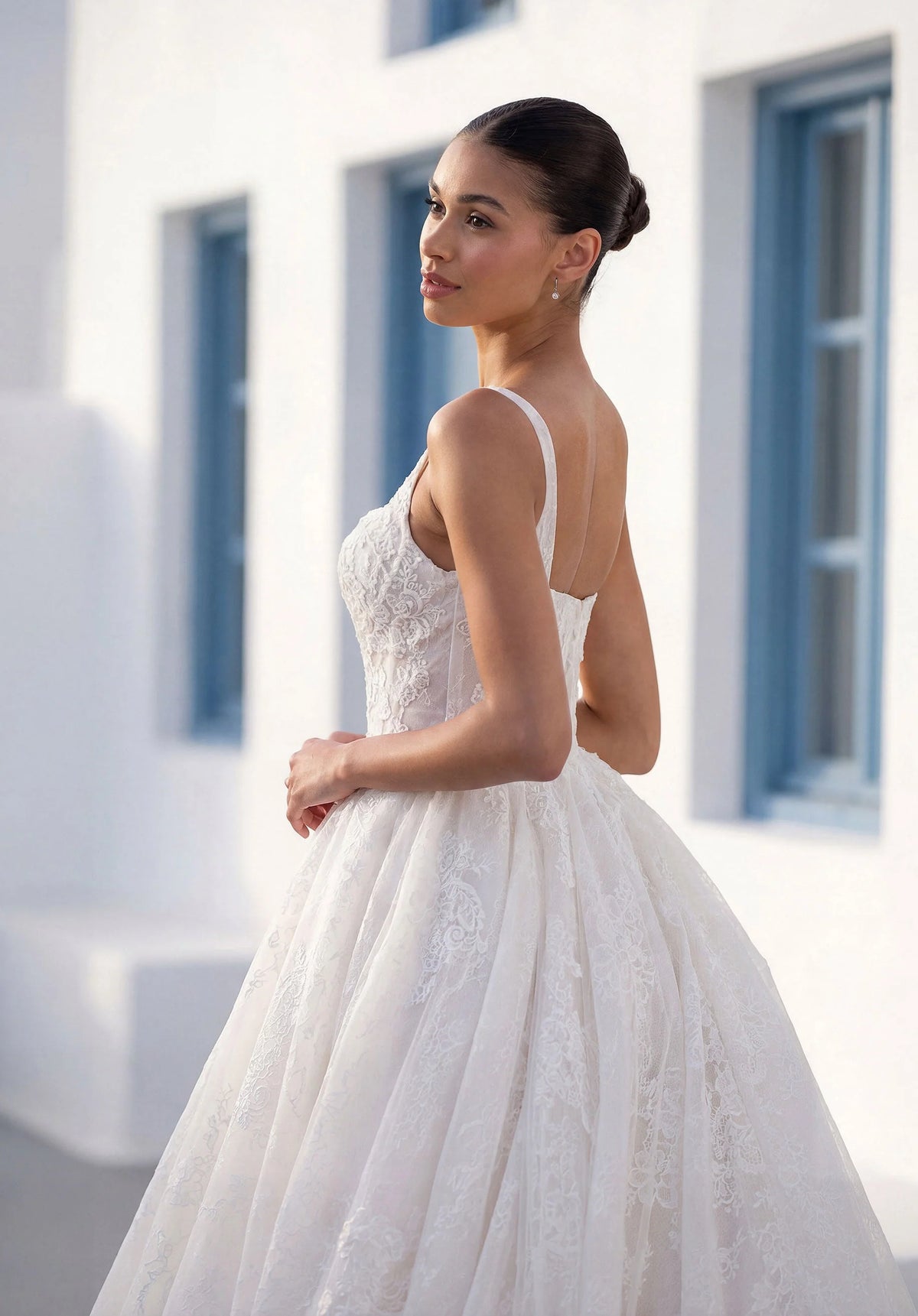 34759-Square Neckline Full Ball Gown Wedding Dress