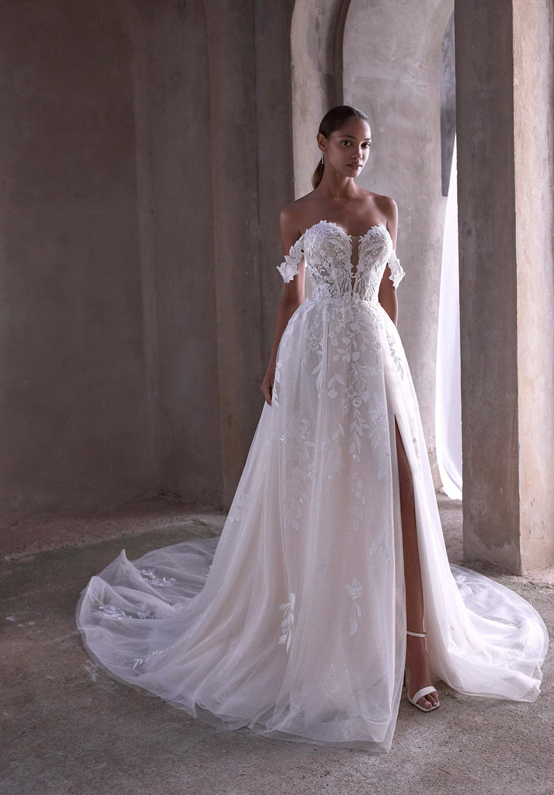 33445 - A-Line Wedding Dress with Timeless Silhouette
