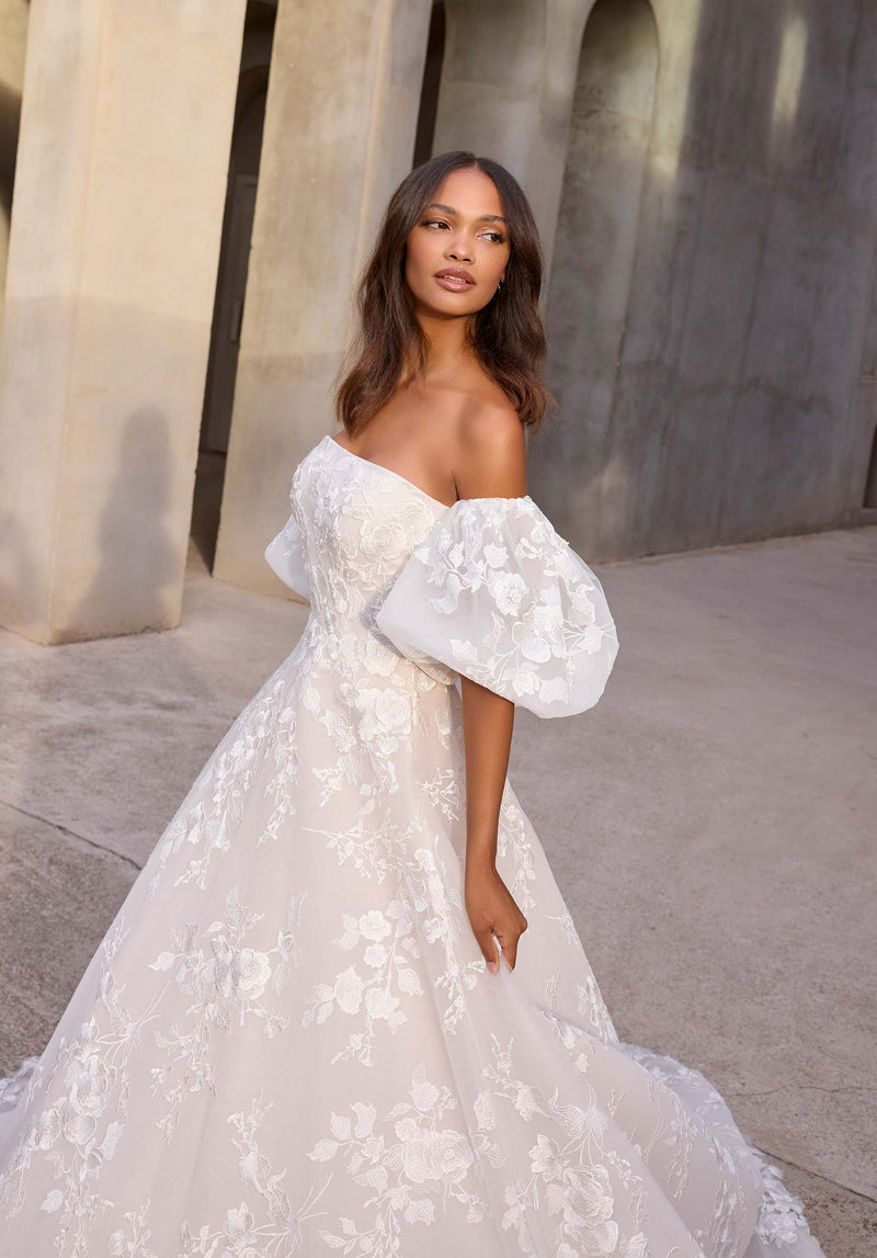 33447 - Princess-Style Ball Gown Bridal Dress with Elegant Details